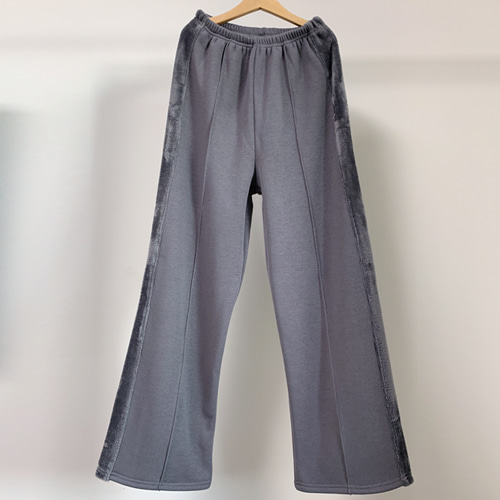 mink line pants gray